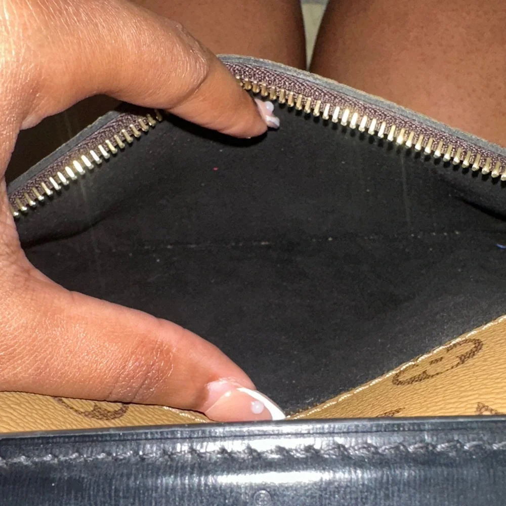 Louis Vuitton Two-Tone Monogram Crossbody Bag - Picture 5 of 16